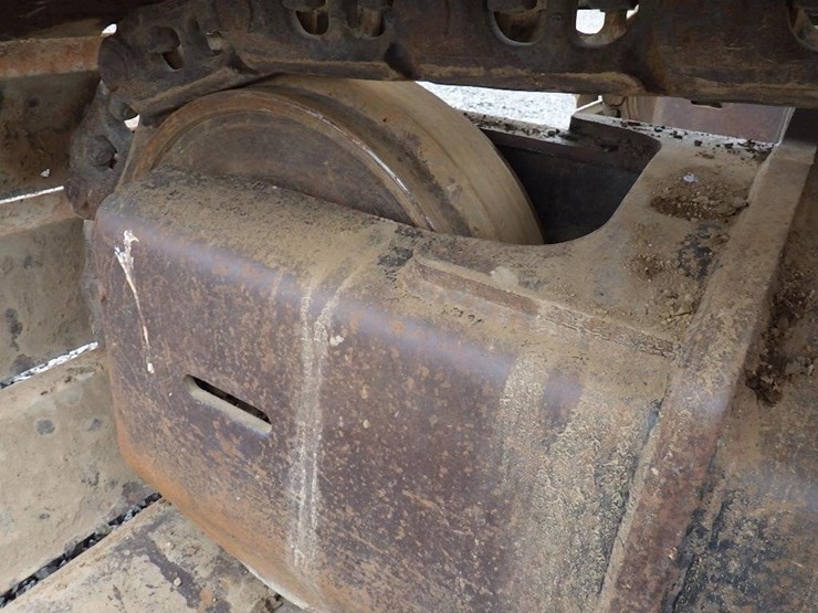 2015-hitachi-zx350lc-6n-image-51