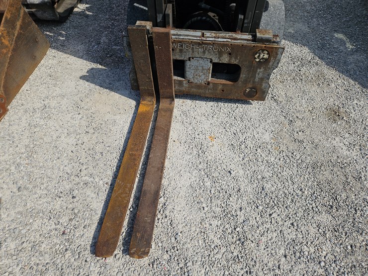 #203105-•-2018-unicarrier-mcp1f2a25-forklift-image-3