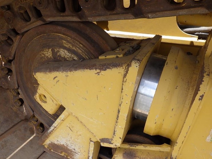 2020-caterpillar-d5-lgp-image-60