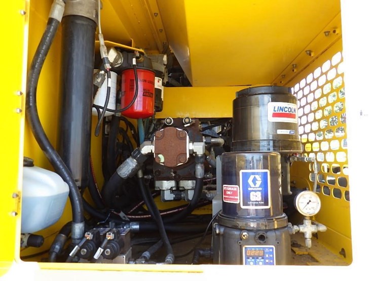 2018-terramac-rt14r-image-18