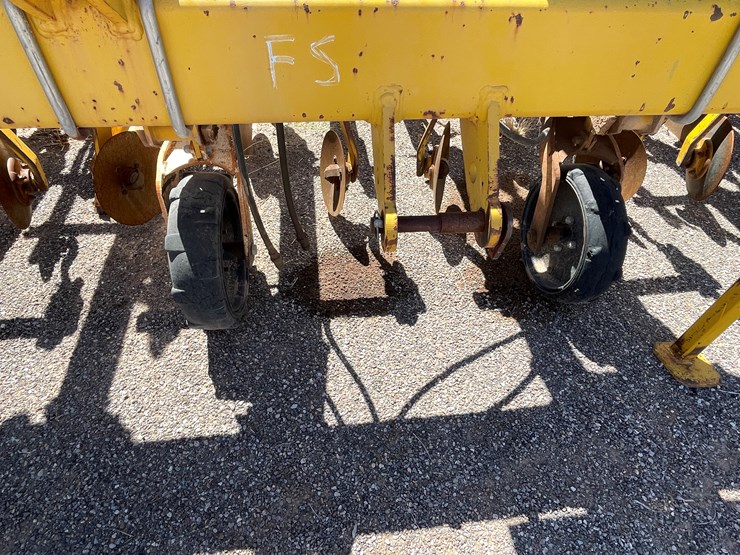 #9108-•-buffalo-cultivator-3-pt-image-15
