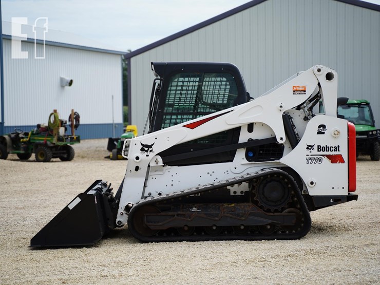 2022-bobcat-t770-image-8
