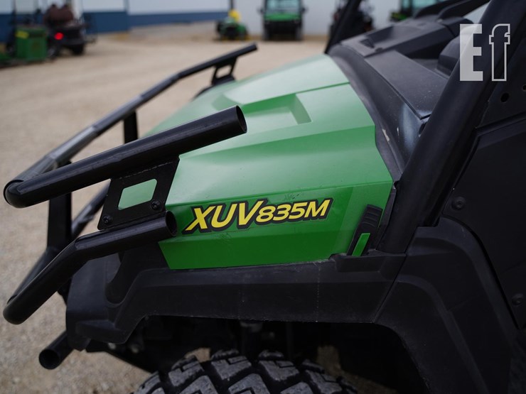 2019-john-deere-gator-xuv-835m-image-9
