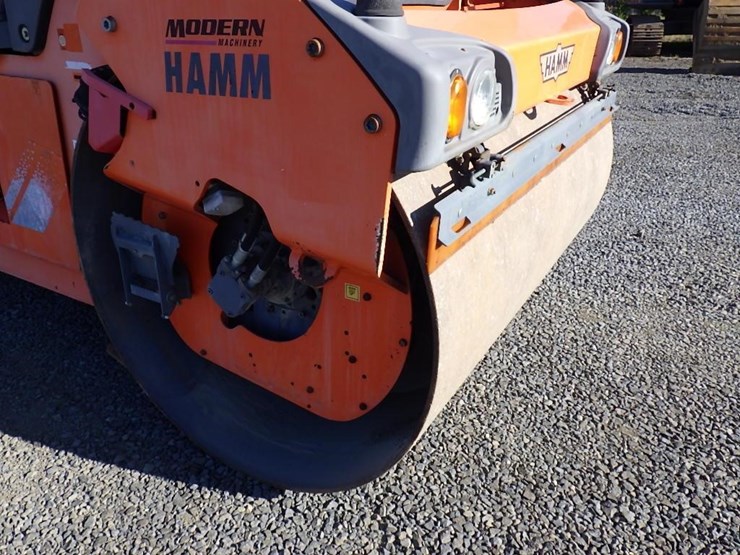 2012-hamm-hd140vvh-smooth-drum-compactor-image-10
