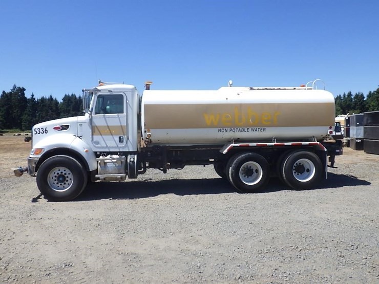 2015-peterbilt-pb348-16'-t/a-water-truck-image-6