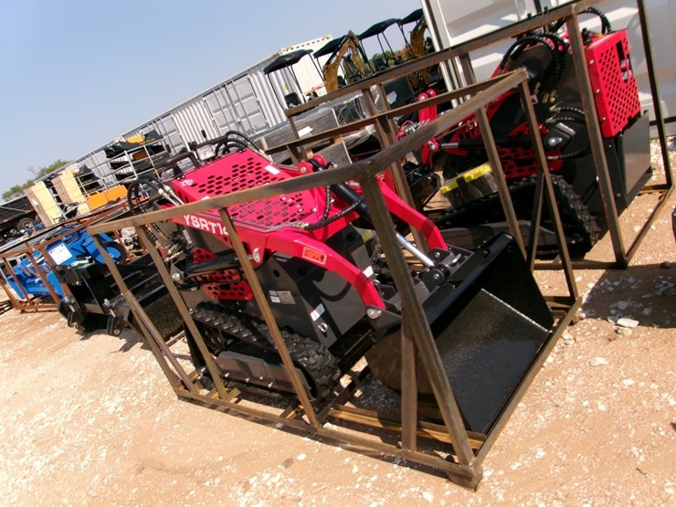 agt-industrial-ysrt14-mini-skid-steer-image-1