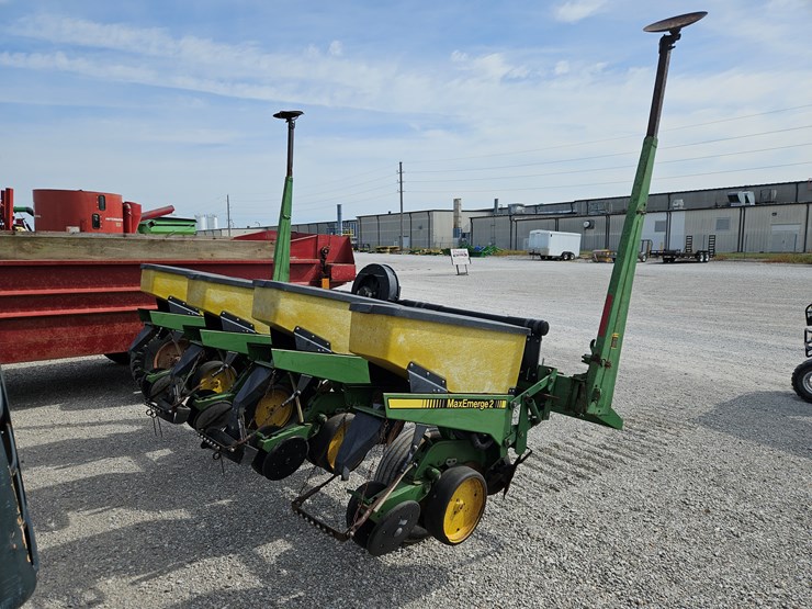 john-deere-7200-image-5