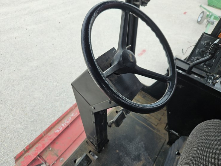 1992-case-ih-1640-image-8