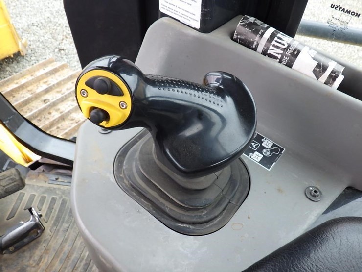 komatsu-d61ex-24-image-31