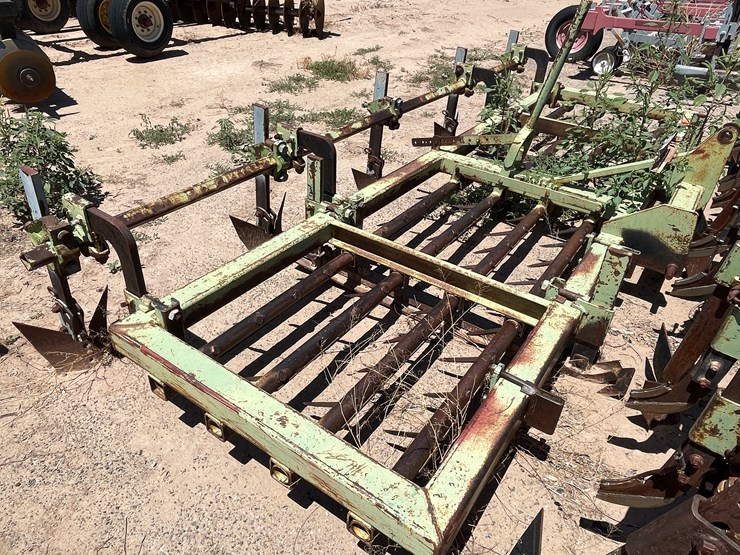 #9040-•-3-pt-spike-tooth-tillage-implement-custom-image-24