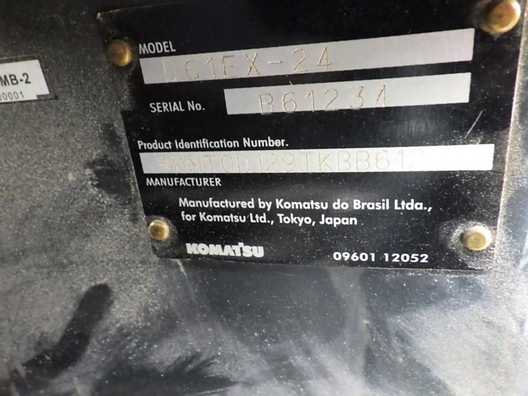 komatsu-d61ex-24-image-60