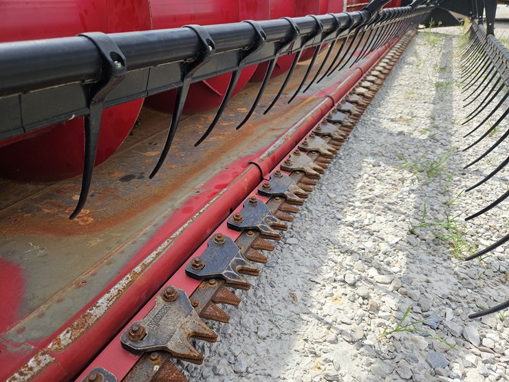 2006-case-ih-1020-image-11