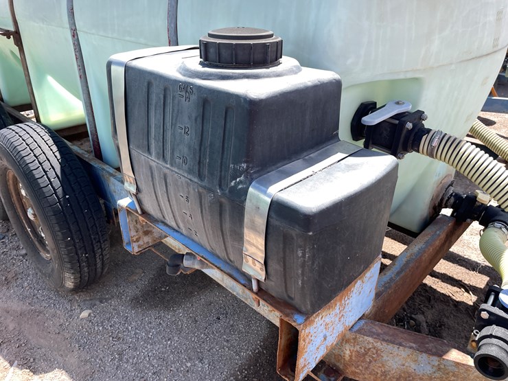 #9139-•-1000-gallon-fertilizer-tank-image-15