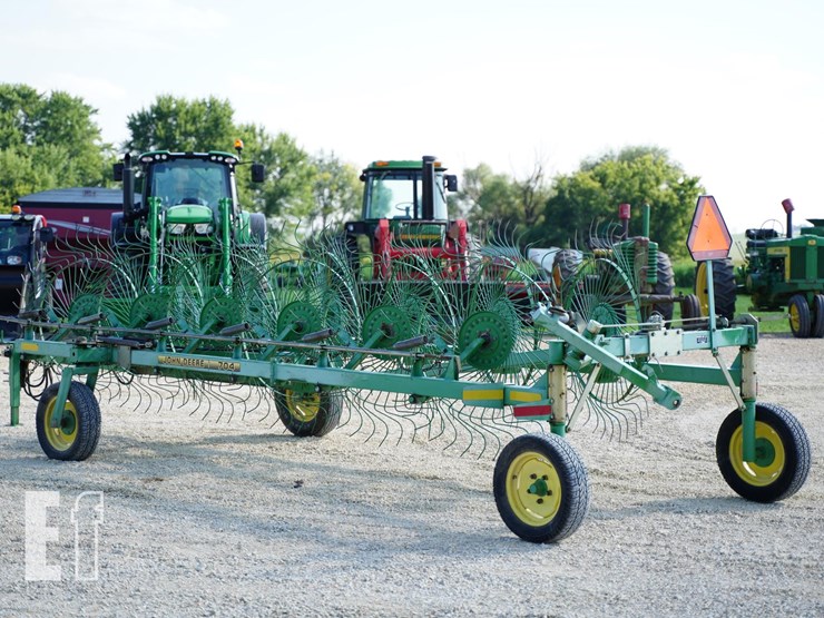 2001-john-deere-704-image-7