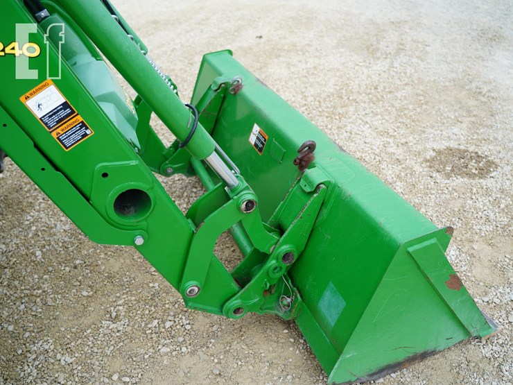 2013-john-deere-5100e-image-20