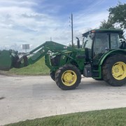 JOHN DEERE 5100E