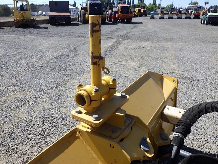 2021-deere-550k-image-11