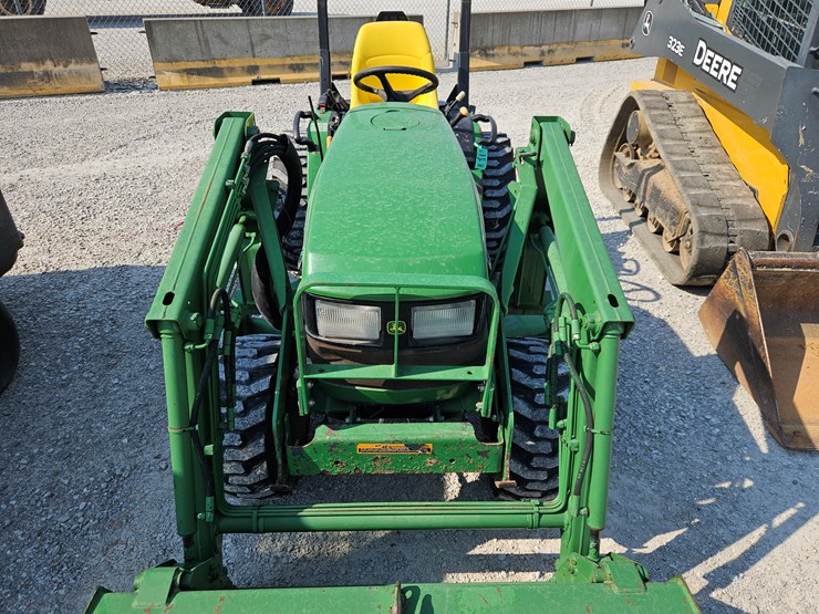 2002-john-deere-4115-image-4