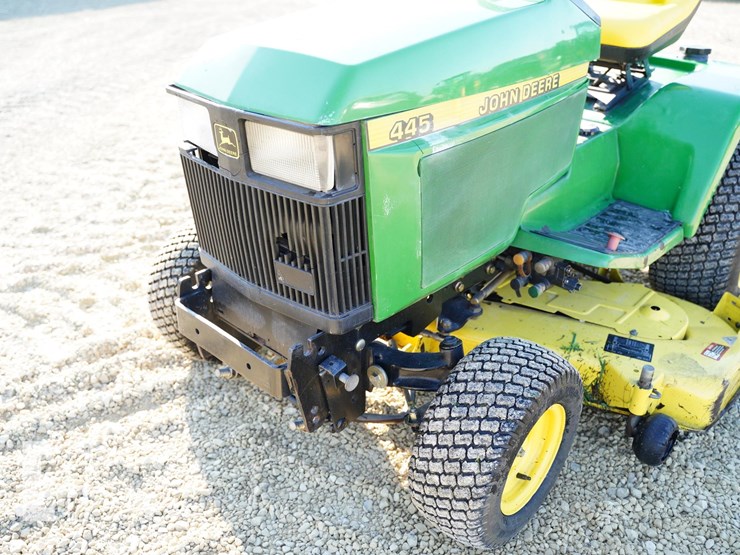john-deere-445-image-11