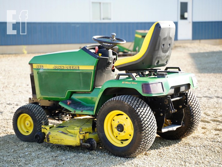 john-deere-445-image-7