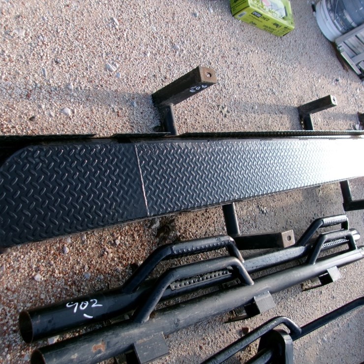SET RUNNING BOARDS
