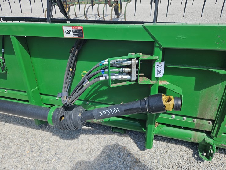 2011-john-deere-630f-image-7