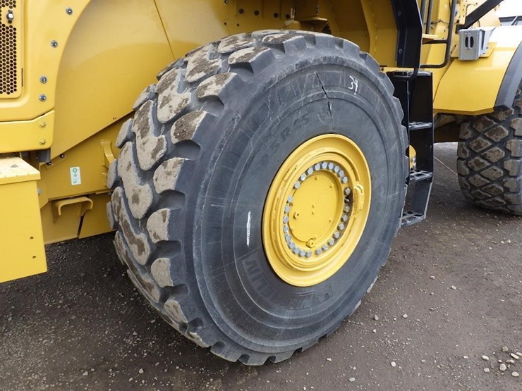 2022-caterpillar-980-image-62