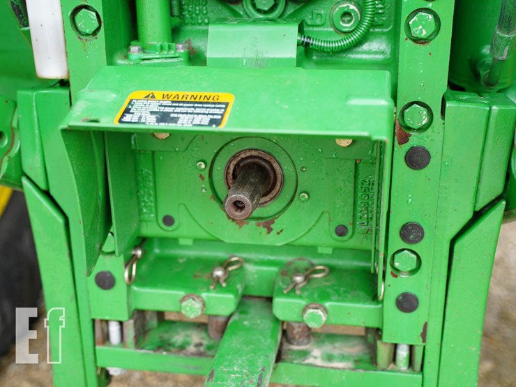 2014-john-deere-6115r-image-26
