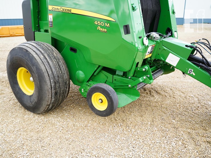2023-john-deere-450m-image-15