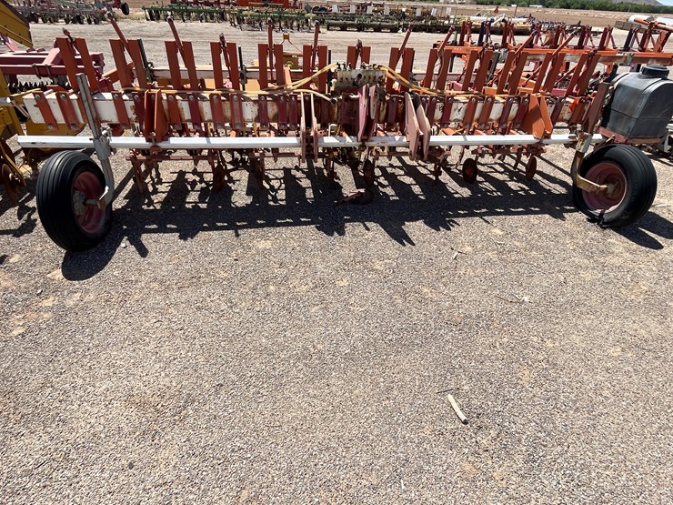 #9109-•-david-koenig-4-row-cultivator,-3-pt-image-23