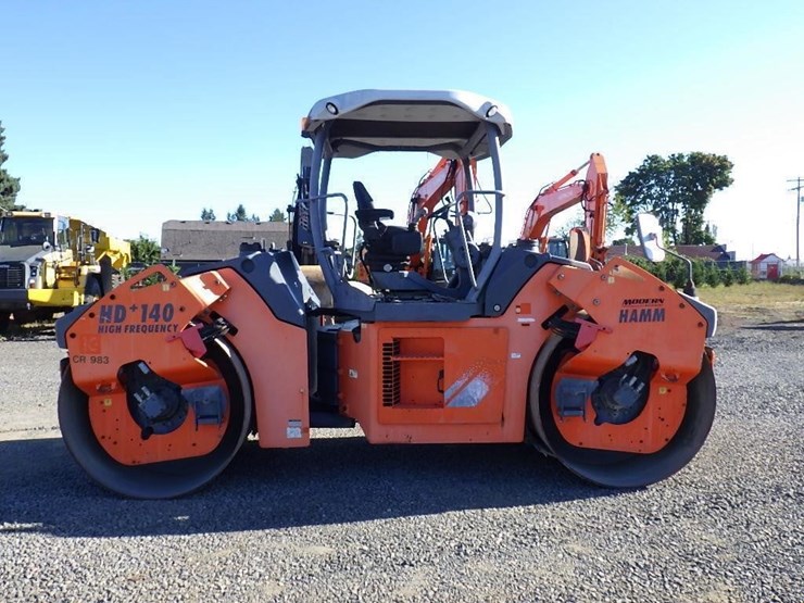 2012-hamm-hd140vvh-smooth-drum-compactor-image-3