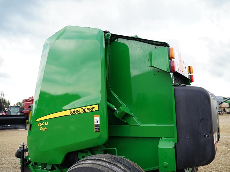 2023-john-deere-450m-image-26