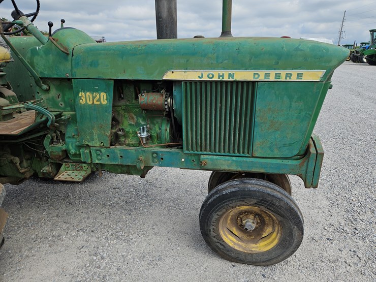1967-john-deere-3020-image-2