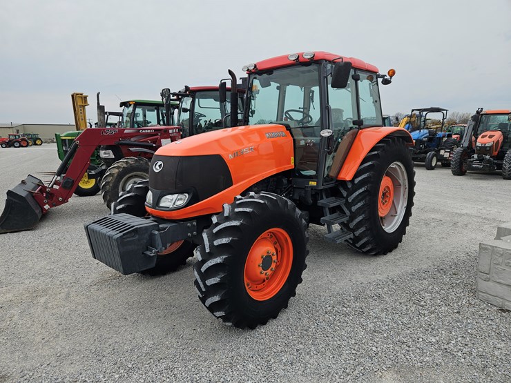 2015-kubota-m135x-image-22