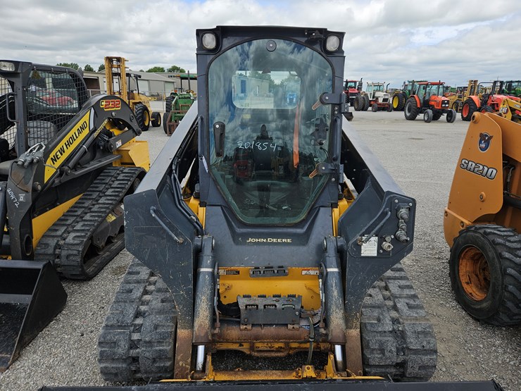 2019-deere-331g-image-4