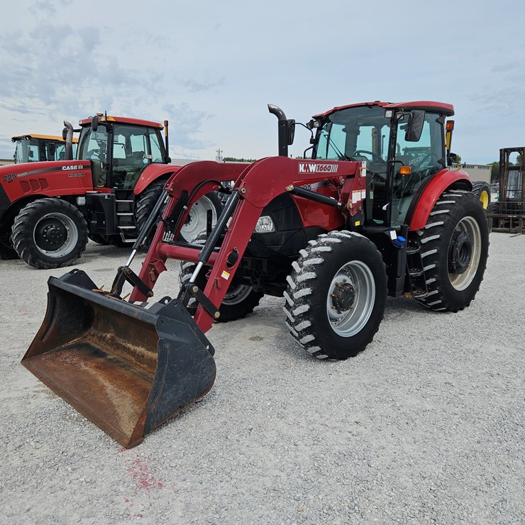 2015 CASE IH FARMALL 140A