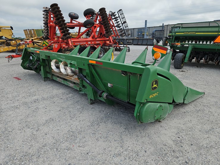 2008-john-deere-608c-image-5