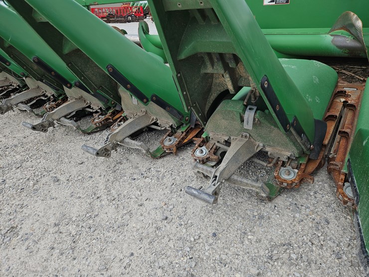 2008-john-deere-608c-image-12