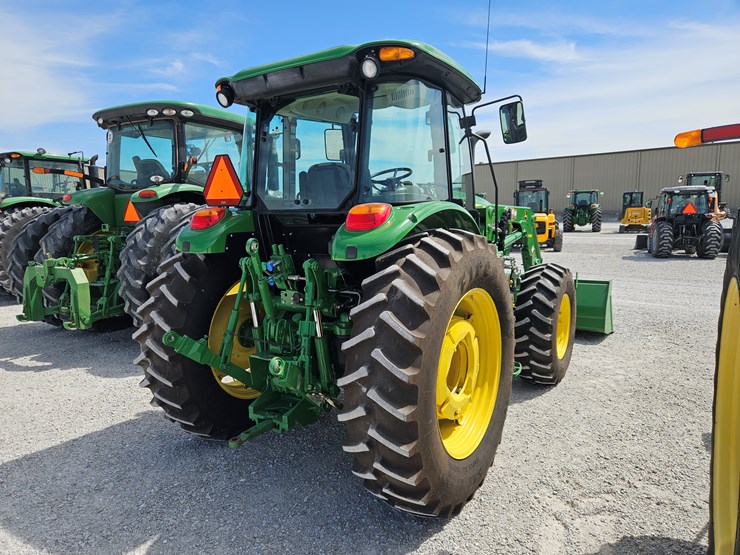 2014-john-deere-6115d-image-9