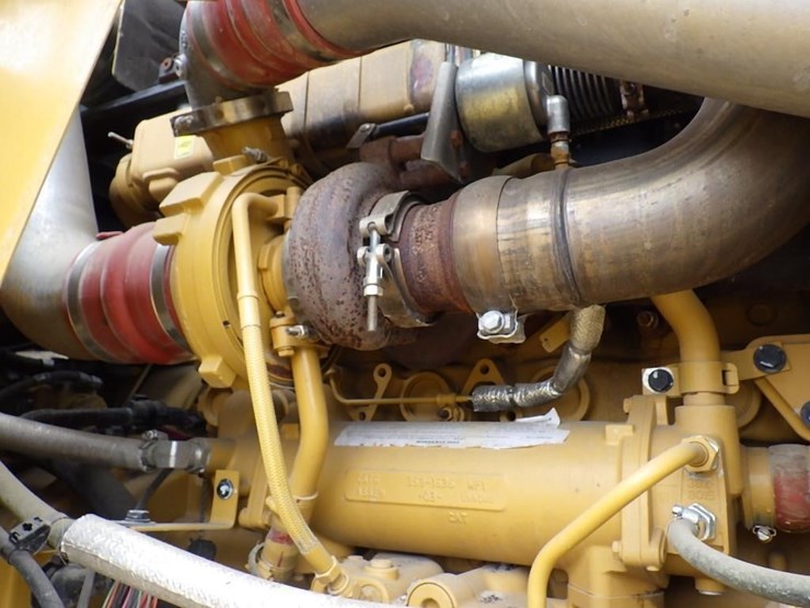 2022-caterpillar-980-image-37