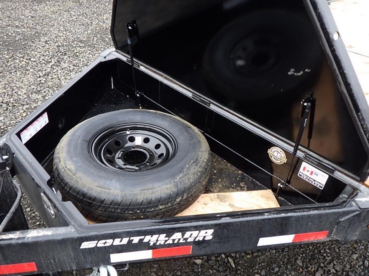 2025-southland-lbat8-23'-t/a-tilt-deck-trailer-image-15