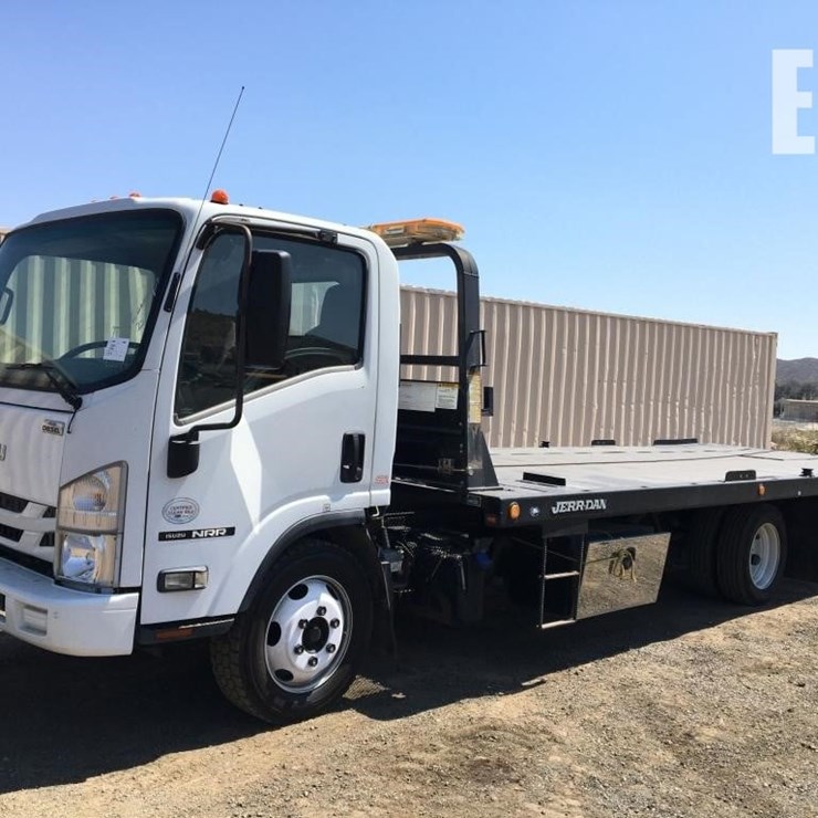 2013 ISUZU NRR