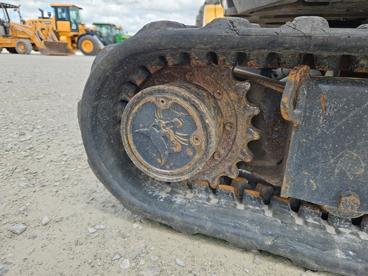 2016-bobcat-e20-image-16