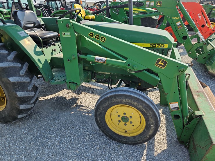1996-john-deere-1070-image-18
