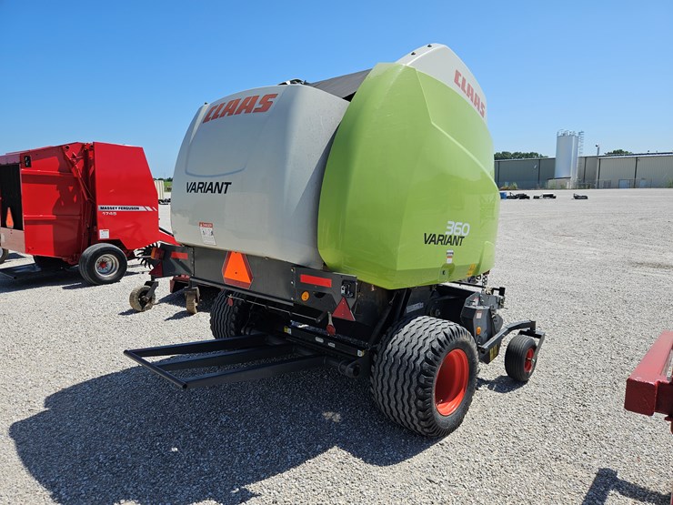 #203062-•-2015-claas-360-variant-baler-image-4