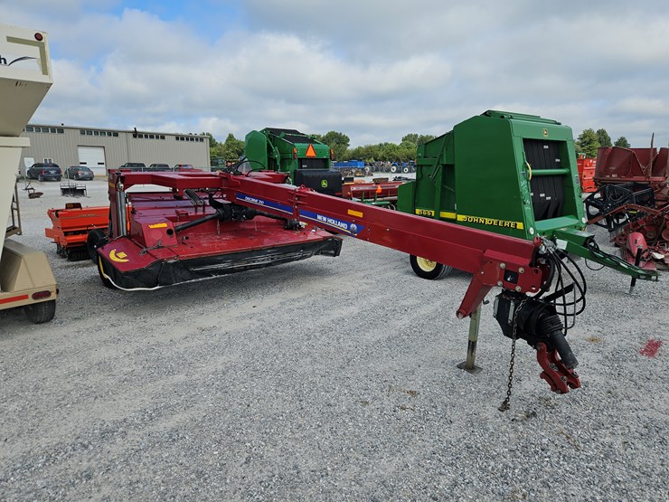 2018-new-holland-310-image-1