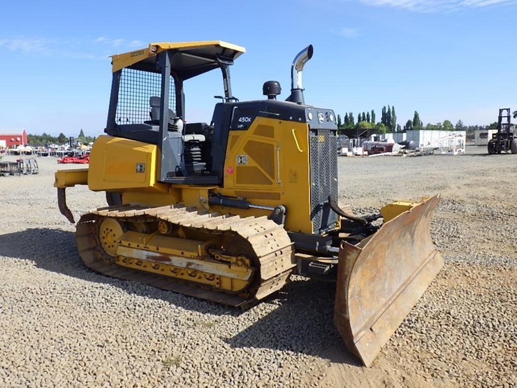 2019-deere-450k-lgp-image-2