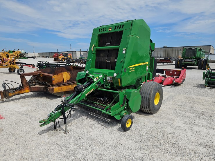 2020-john-deere-460m-image-1