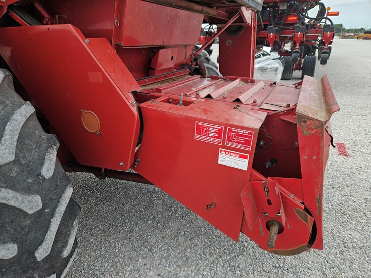 1992-case-ih-1640-image-22