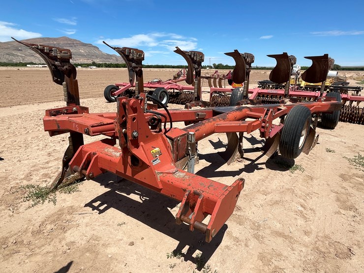 #9034-•-case-ih-6-bottom-roll-over-plow-image-30